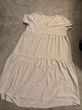 Everyday V-Neck Tiered Midi Dress in Light Beige
